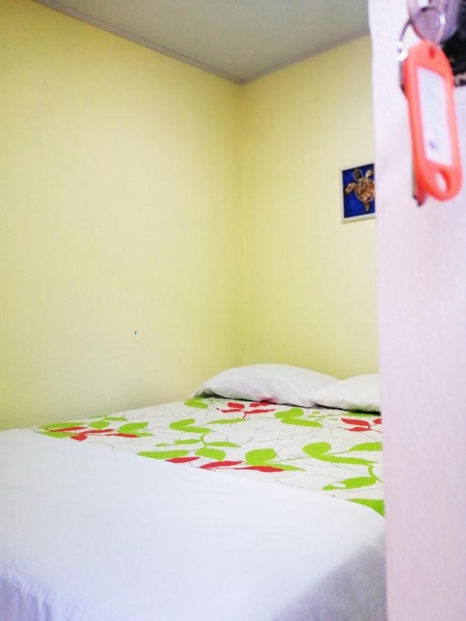 Hostal Mariella Estelí エクステリア 写真