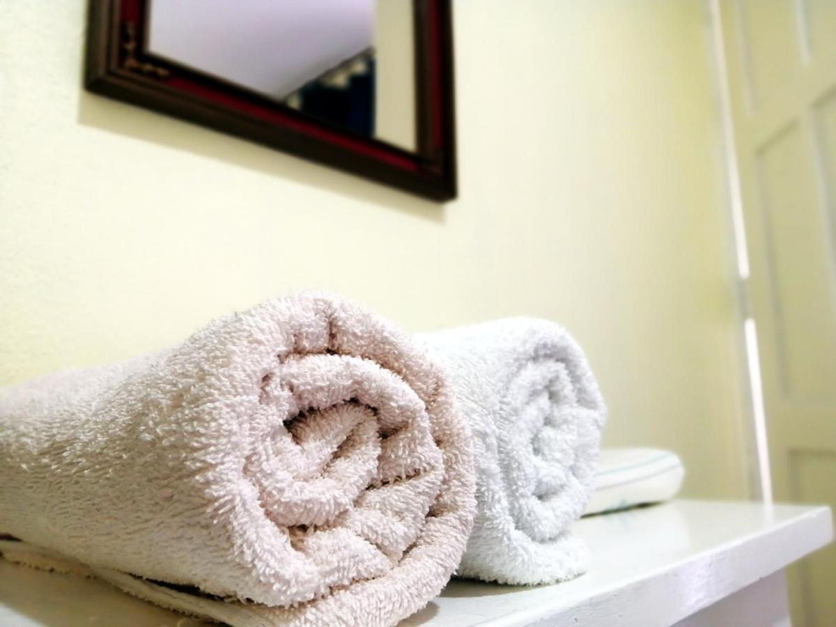 Hostal Mariella Estelí エクステリア 写真