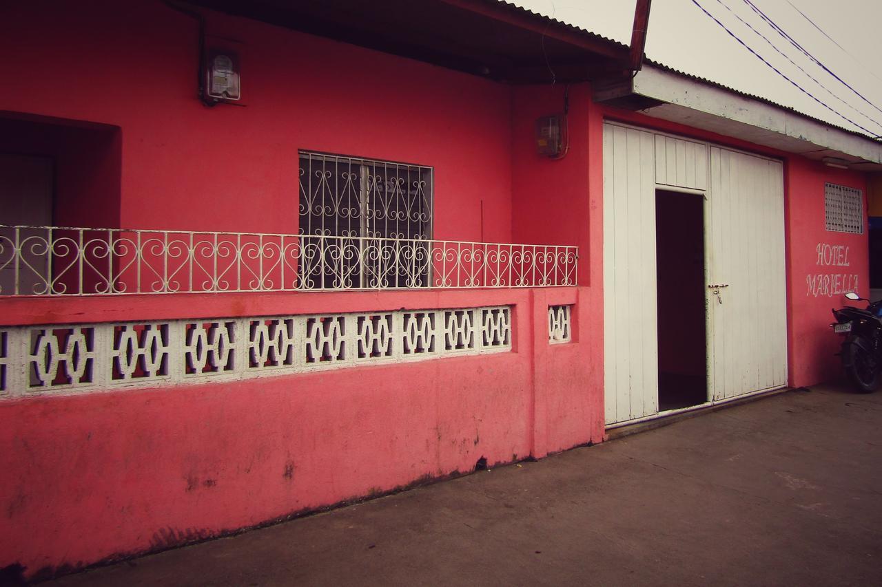 Hostal Mariella Estelí エクステリア 写真
