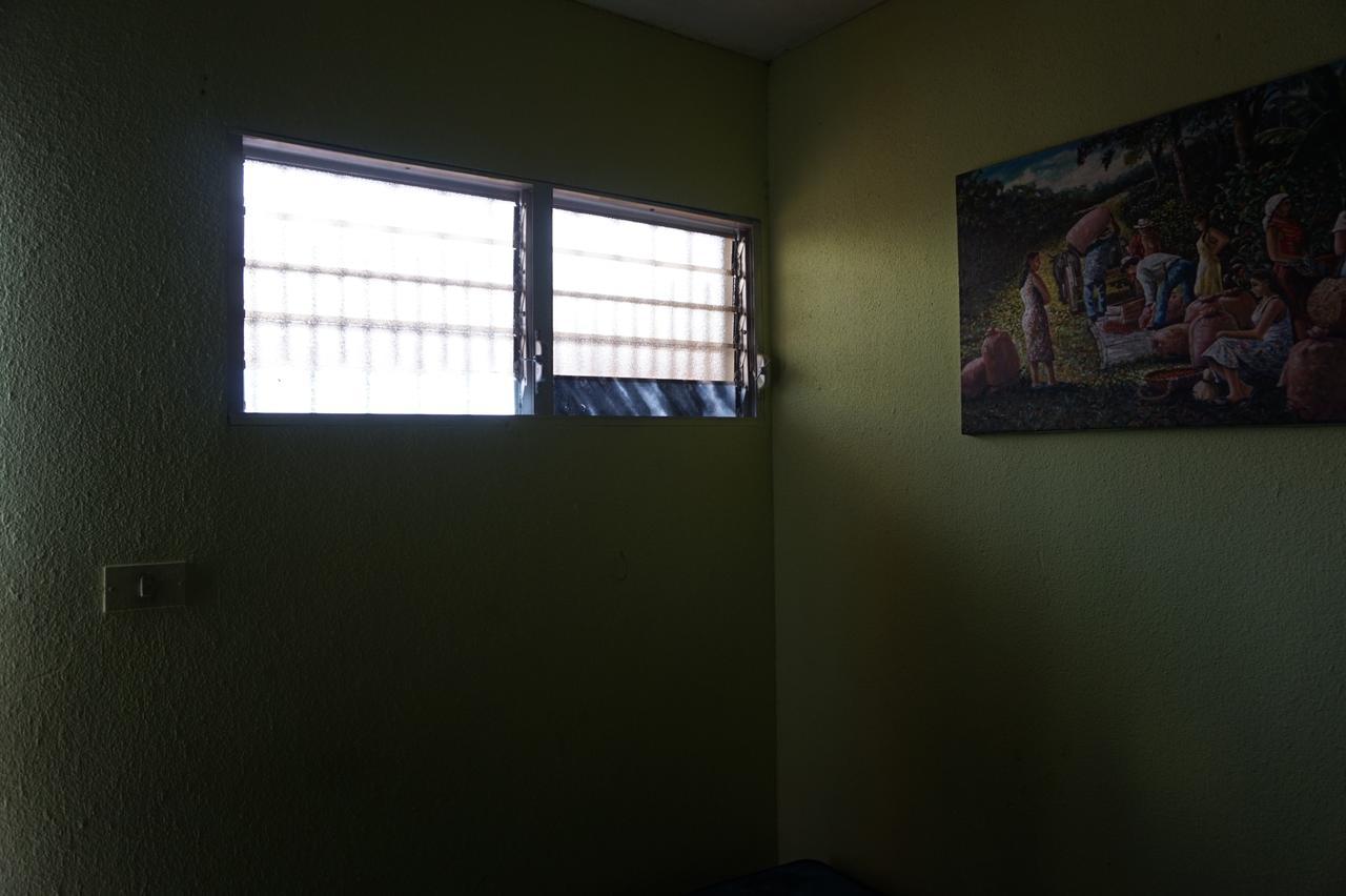 Hostal Mariella Estelí エクステリア 写真